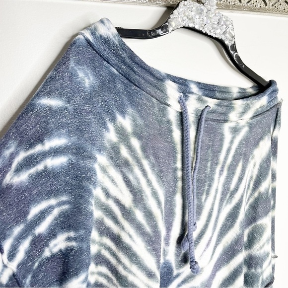 Free People Best Catch Tie Dye Sweatshirt, Blue Combo Size Small - Picture 6 of 9